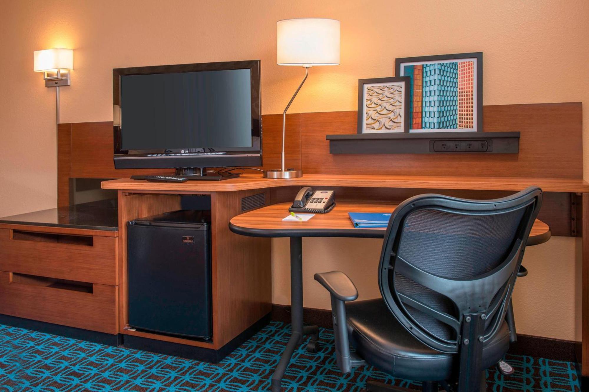 Fairfield Inn & Suites By Marriott Frederick Zewnętrze zdjęcie